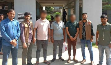 যৌথ অভিযানে ২৮১ বস্তা চালসহ আটক ৩