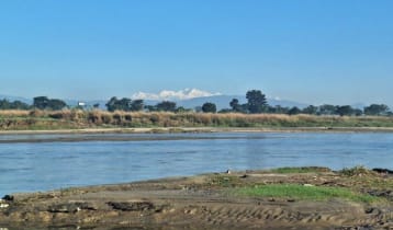 মেঘমুক্ত আকাশে উঁকি দিল কাঞ্চনজঙ্ঘা