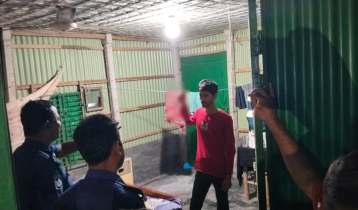 ‎নামাজরত বাবাকে কুপিয়ে হত্যার অভিযোগ, ৩ পুলিশ আহত