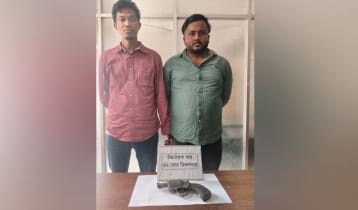 শরীয়তপুরে অস্ত্রসহ ২ যুবক আটক