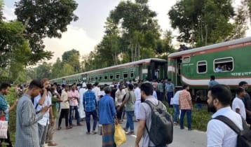 পাহাড়িকা এক্সপ্রেসের বগি বিচ্ছিন্ন, ৩ ঘণ্টা পর ট্রেন চলাচল স্বাভাবিক