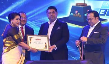 বিশেষ সম্মাননায় ভূষিত হলেন বেবী নাজনীন বিশেষ সম্মাননায় ভূষিত হলেন বেবী নাজনীন