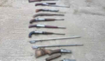 রাউজানে র‌্যাবের অভিযানে অস্ত্র উদ্ধার, আটক ২