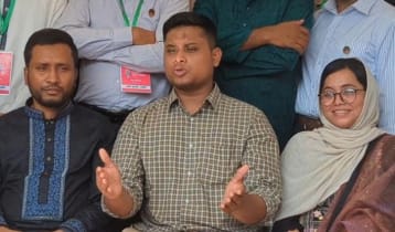 বেগুন ও সূর্য মার্কা কোন নীতিমালায়, প্রশ্ন হাসনাত আব্দুল্লাহর