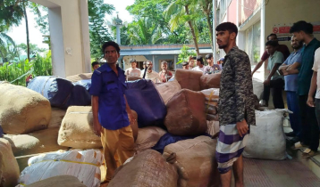বিপুল ভারতীয় শাড়ি-থ্রিপিসসহ কাভার্ডভ্যান জব্দ, আটক ২