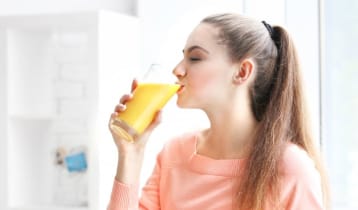 অতিরিক্ত ভিটামিন সি খেলে কী হয়