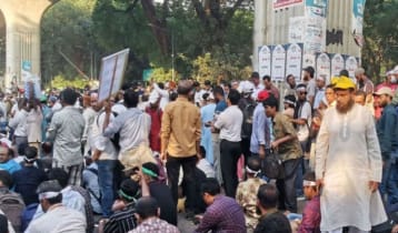 প্রাথমিকের শিক্ষকদের কর্মবিরতি স্থগিত, কর্মসূচি চলবে