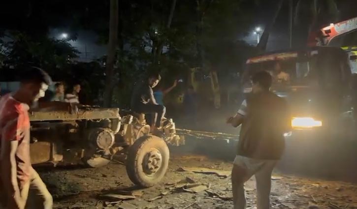 ঢাকা থেকে চুরি হওয়া ট্রাক যশোরে উদ্ধার