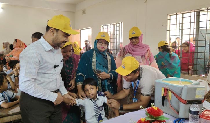 দেশব্যাপী টাইফয়েডের টিকাদান শুরু