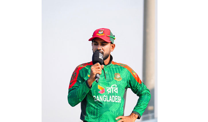 আমাদের আগে ৫০ ওভার ব‌্যাটিং করতে হবে: মিরাজ