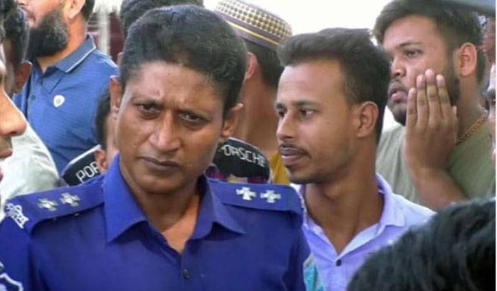 ক্লোজড হওয়া এসআই রাসেলের ঘুষের টাকা নিয়ে তোলপাড়