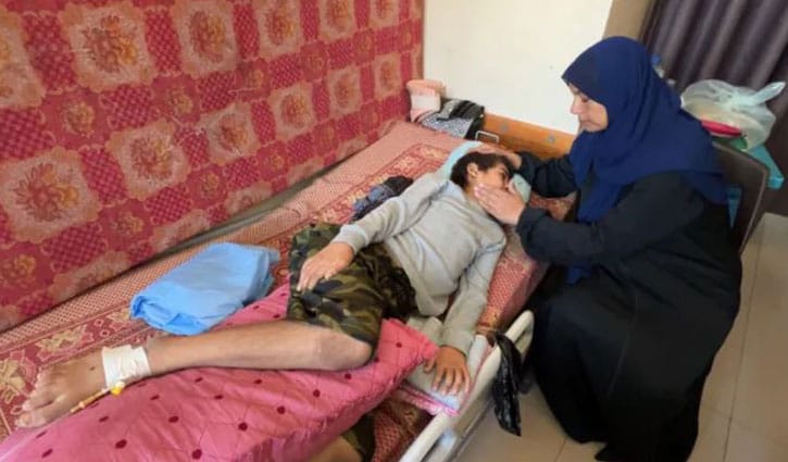 গাজায় আহত-অসুস্থদের চিকিৎসায় ইসরায়েলের বাধা