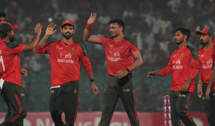 একজন ব‌্যাটসম‌্যান থাকলেই হতো…