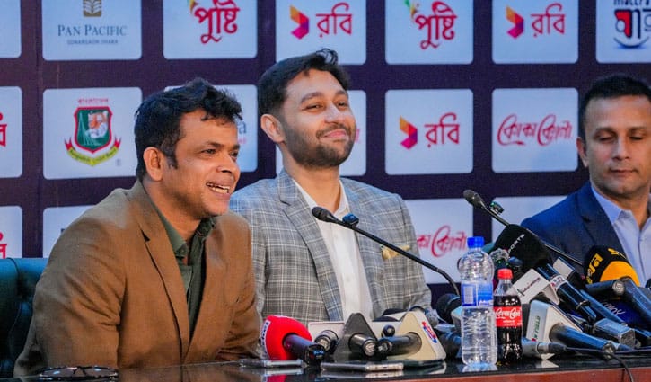 হস্তক্ষেপ নয়, পর্যবেক্ষণ ও সহযোগিতায় বিশ্বাসী টিম ডিরেক্টর রাজ্জা