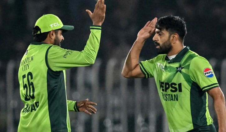 হাসারাঙ্গাকে থামিয়ে পাকিস্তানের শেষ হাসি