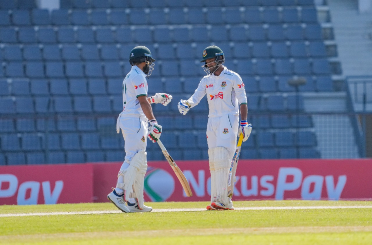 সাদমান-জয়ের জোড়া ফিফটিতে শতরান পেরিয়ে মধ্যাহ্ন বিরতিতে বাংলাদেশ