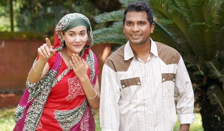 ইউটিউবে গুজব ছড়াচ্ছেন অহনা-সীমান্ত!