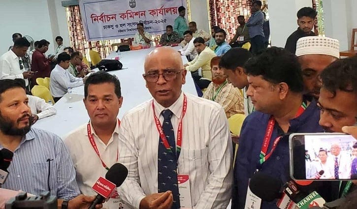 চাকসু ভোটে অনিয়মের সুযোগ নেই, দাবি সিইসির