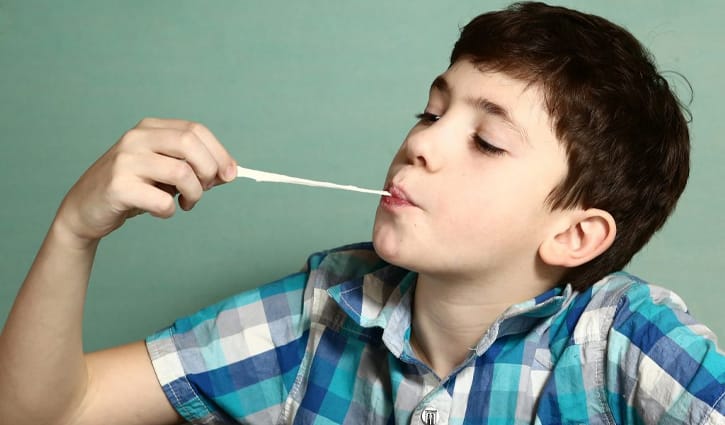 শিশুরা চুইংগাম গিলে ফেললে কী ক্ষতি হয়?