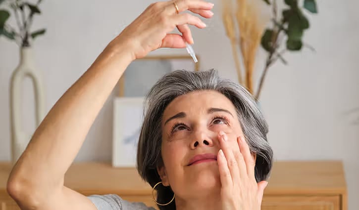 শীতে চোখের আর্দ্রতা ধরে রাখতে করণীয়