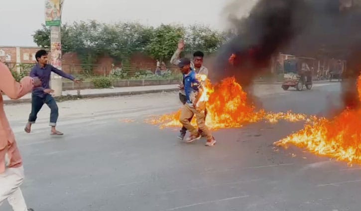 প্রার্থী বদলের বিক্ষোভে টায়ারে জ্বালাতে গিয়ে দগ্ধ সাবেক ছাত্রদল নেতা
