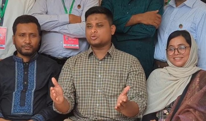 ইসি যে সিদ্ধান্তগুলো নেয়, সেগুলোর নীতিমালা নেই: হাসনাত