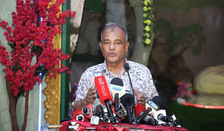 নির্বাচন সুষ্ঠু ও নিরপেক্ষ করতে পুলিশের ভূমিকা সর্বাগ্রে: স্বরাষ্ট্র উপদেষ্টা