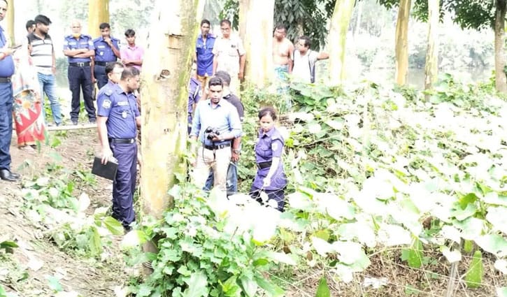 পুকুরপাড়ে পড়ে ছিল নারী গ্রাম পুলিশ সদস্যের মরদেহ