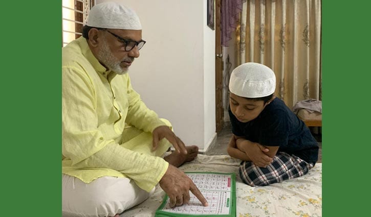 কার কাছে আরবি শিখছেন মিশা সওদাগর?