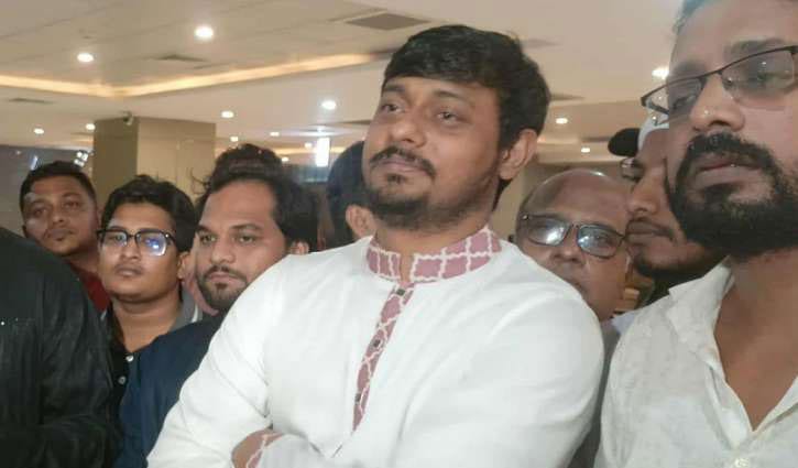 এনসিপিতে আছি, সরকার গঠন পর্যন্ত দলের সাথেই থাকব: নাসীরুদ্দীন