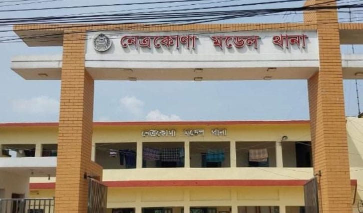 নেত্রকোণায় বাসচাপায় অটোরিকশাচালক নিহত