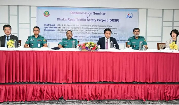 আইজিপির সঙ্গে মার্কিন রাষ্ট্রদূতের সৌজন্য সাক্ষাৎ