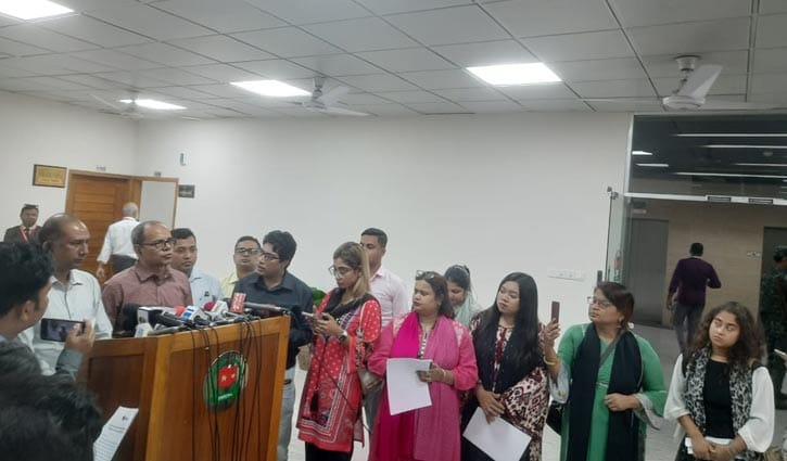 নির্বাচনে গণমাধ্যম নীতিমালা সংশোধনের আশ্বাস সিইসির