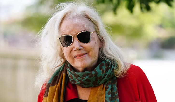 অভিনেত্রী সালি কর্কল্যান্ড মারা গেছেন