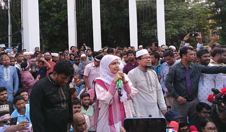 মন্ত্রণালয়ের গাড়ি কিনতে ৩০০ কোটি বরাদ্দ, শিক্ষকদের বেতনে নেই নেই: সামান্তা