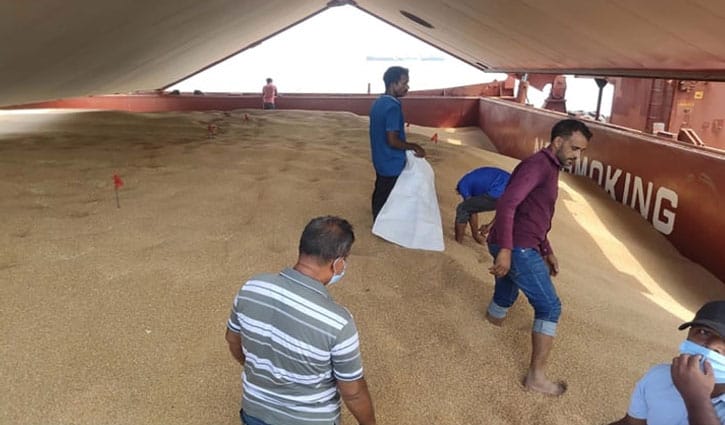 ৬০ হাজার ৮০২ টন গম নিয়ে দেশে এল যুক্তরাষ্ট্রের দ্বিতীয় জাহাজ