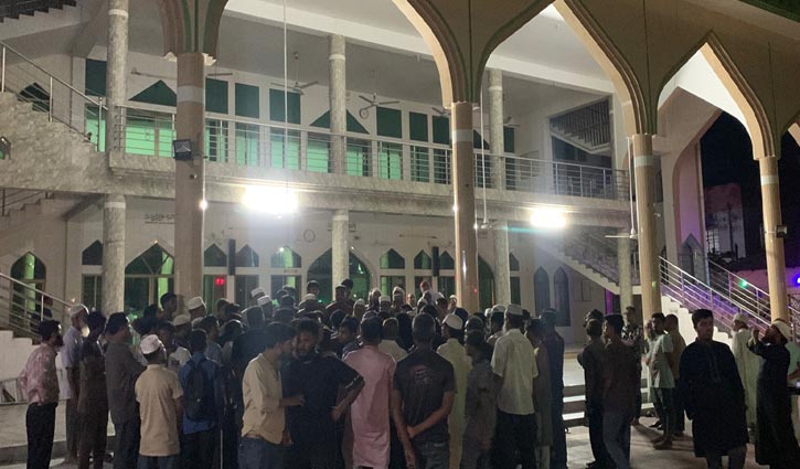 বিএনপি নেতার বিরুদ্ধে ‍মুয়াজ্জিনকে লাঞ্ছিতের অভিযোগ