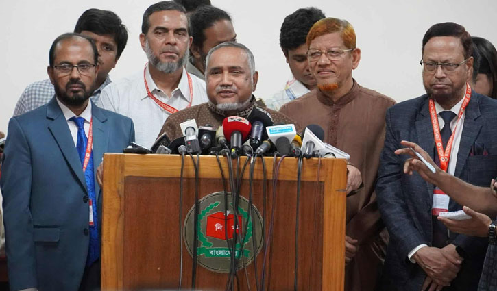 নির্বাচন ও গণভোট একসঙ্গে ‘না’, নভেম্বরে গণভোট চায় জামায়াত