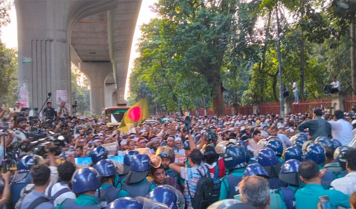 এমপিওভুক্ত শিক্ষক-কর্মচারীদের ‌‘শাহবাগ ব্লকেড কর্মসূচি’ ঘোষণা