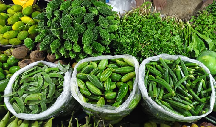 কমছে সবজির দাম