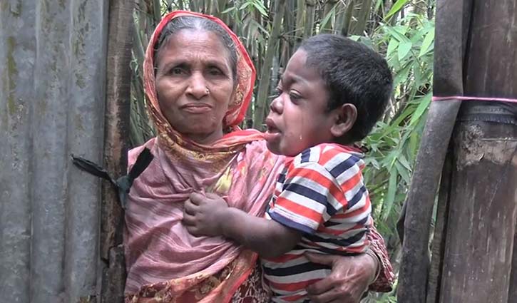 চার বছরে আটকে থাকা জীবন এগিয়ে নিতে চায় আব্দুল্লাহ