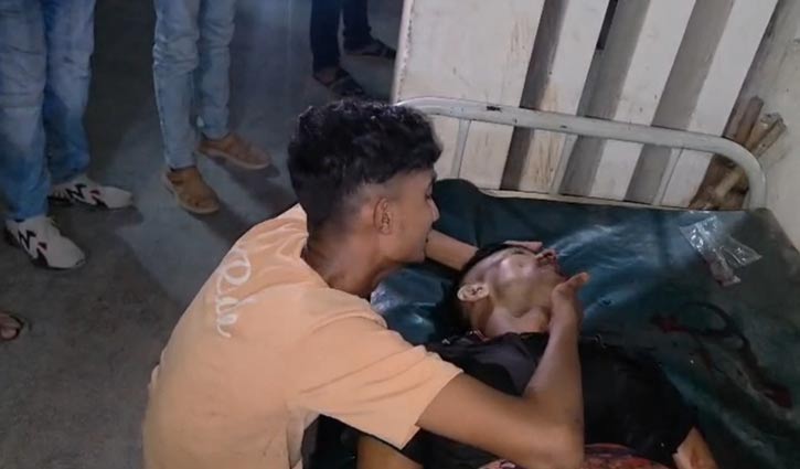 ধামরাইয়ে মাদক ব্যবসা নিয়ে পূর্ববিরোধে যুবককে কুপিয়ে হত্যা