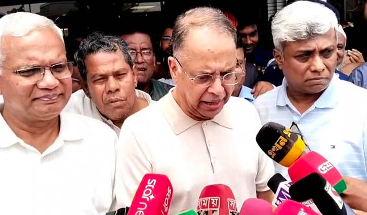 ‘ফ্যাসিস্ট সরকার দেশীয় সম্পদ অবহেলা করে ইমপোর্টের ব্যবস্থা করেছিল’