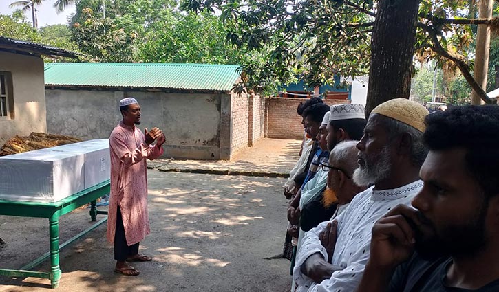 মালয়েশিয়ায় খুন হওয়া সেই যুবকের লাশ ফিরল দেশে, শোকের মাতম