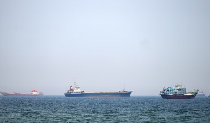 হরমুজ প্রণালির জন্য আন্তর্জাতিক জোট গঠনে চাপ দিচ্ছে যুক্তরাষ্ট্র