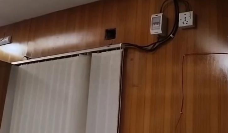 কালীগঞ্জ উপজেলা পরিষদের চেয়ারম্যানের কক্ষ থেকে এসি-টিভি গায়েব