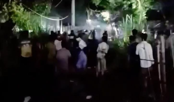 ব্রাহ্মণবাড়িয়ায় টর্চ জ্বালিয়ে সংঘর্ষ, আহত ২৫