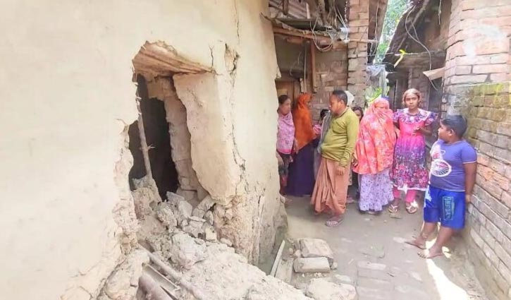 বগুড়ায় সিঁধ কেটে বাড়িতে ঢুকে টাকা-স্বর্ণ চুরি, গণপিটুনিতে নিহত ১