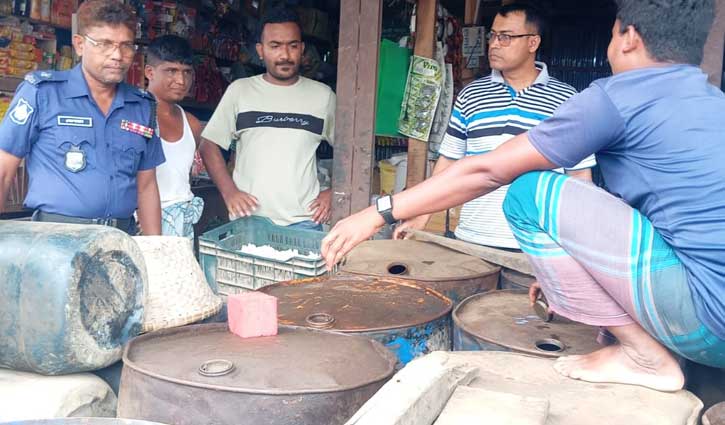 নোয়াখালীতে ৩ হাজার লিটার ডিজেল উদ্ধার, গ্রেপ্তার ১