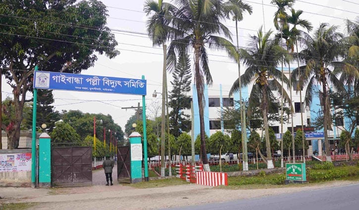 গাইবান্ধায় লোডশেডিং, ভোগান্তিতে মানুষ